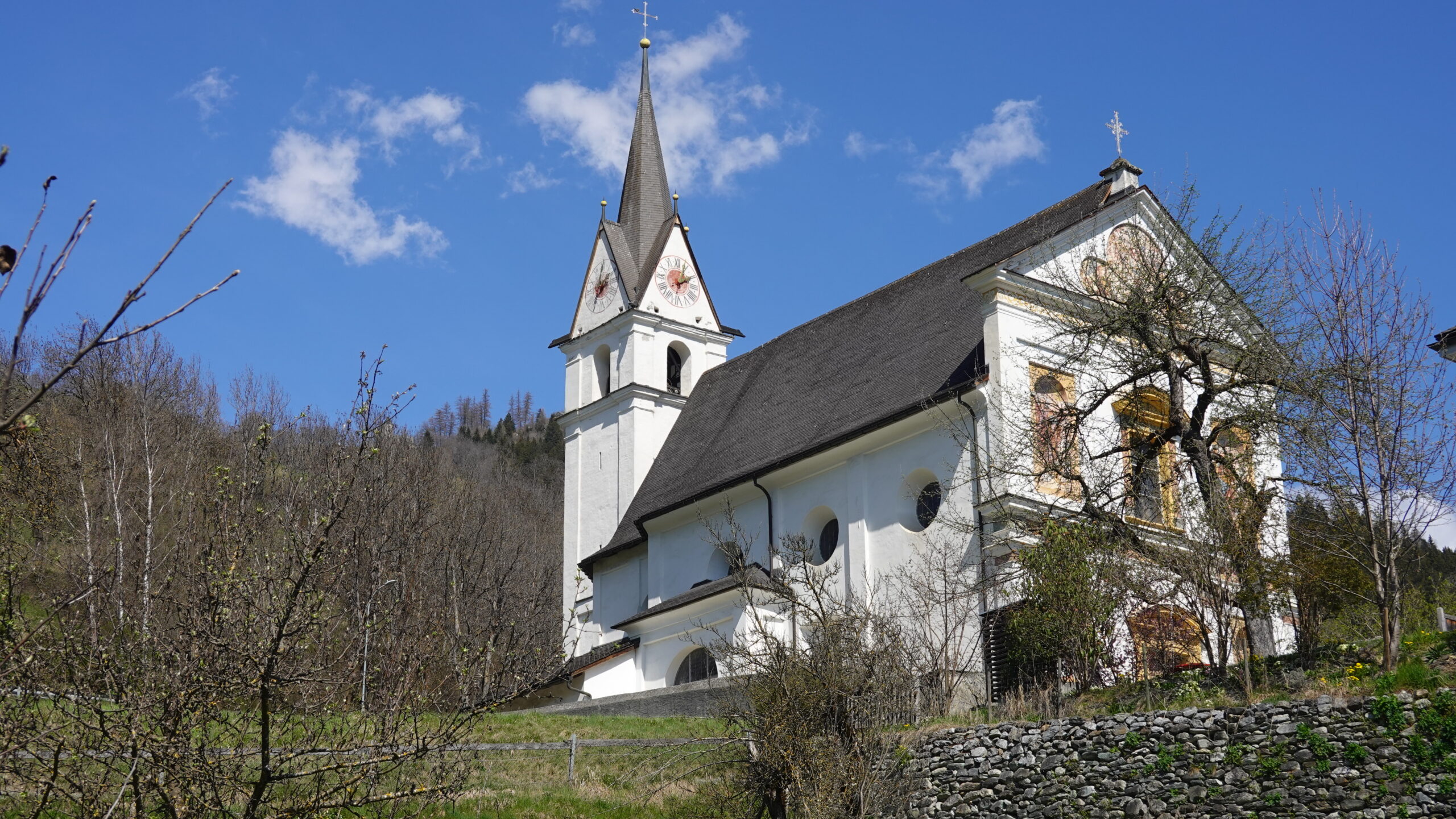 Communicaziuns Schluein